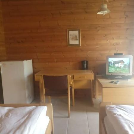 Lyst Dobbelt Vaerelse Med Egen Indgang Og Bad Appartement Nordborg Buitenkant foto