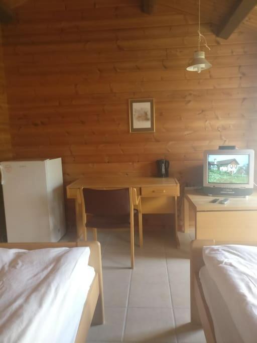 Lyst Dobbelt Vaerelse Med Egen Indgang Og Bad Appartement Nordborg Buitenkant foto